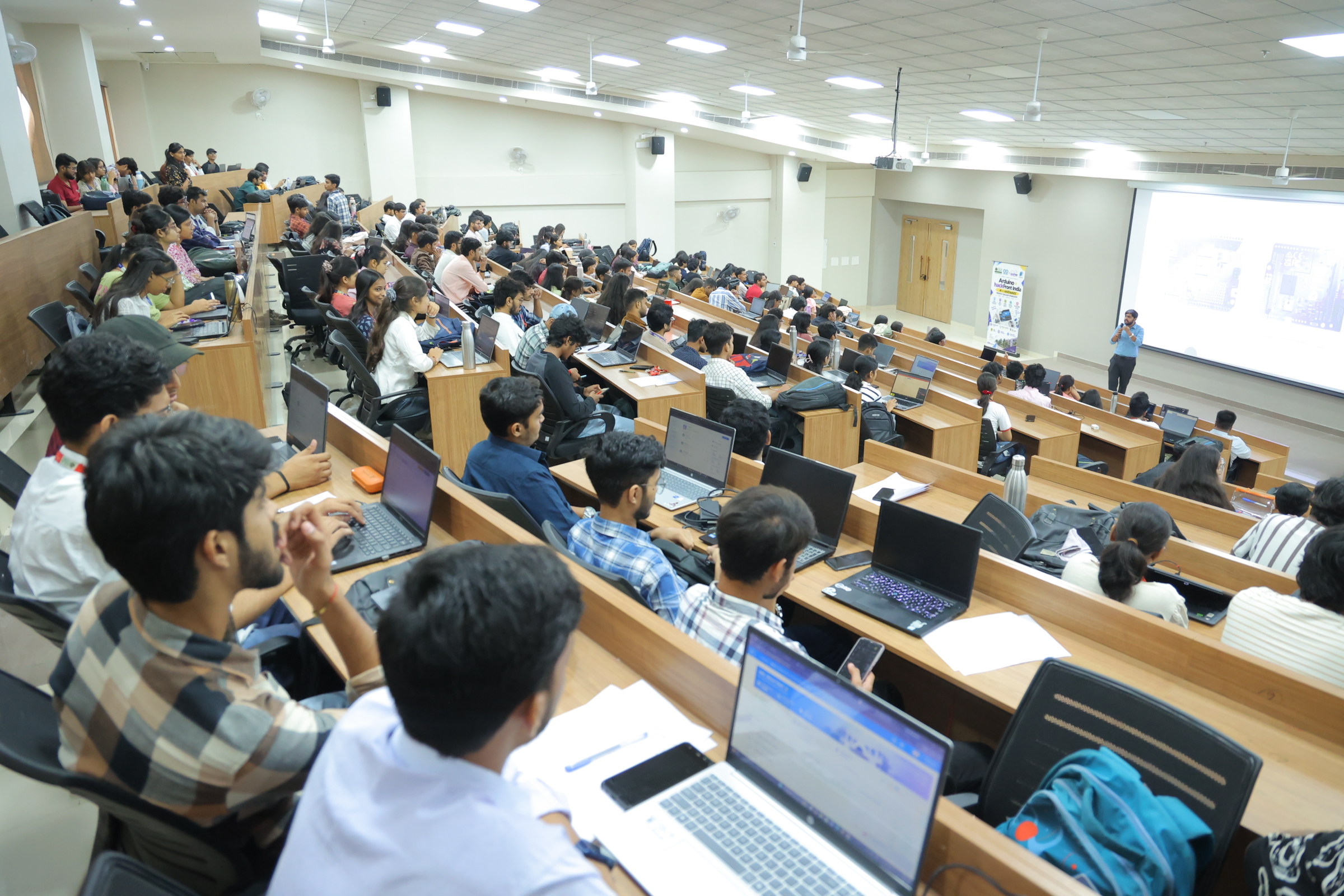 Campus Day 11: Arduino & Embedded AI Lab
