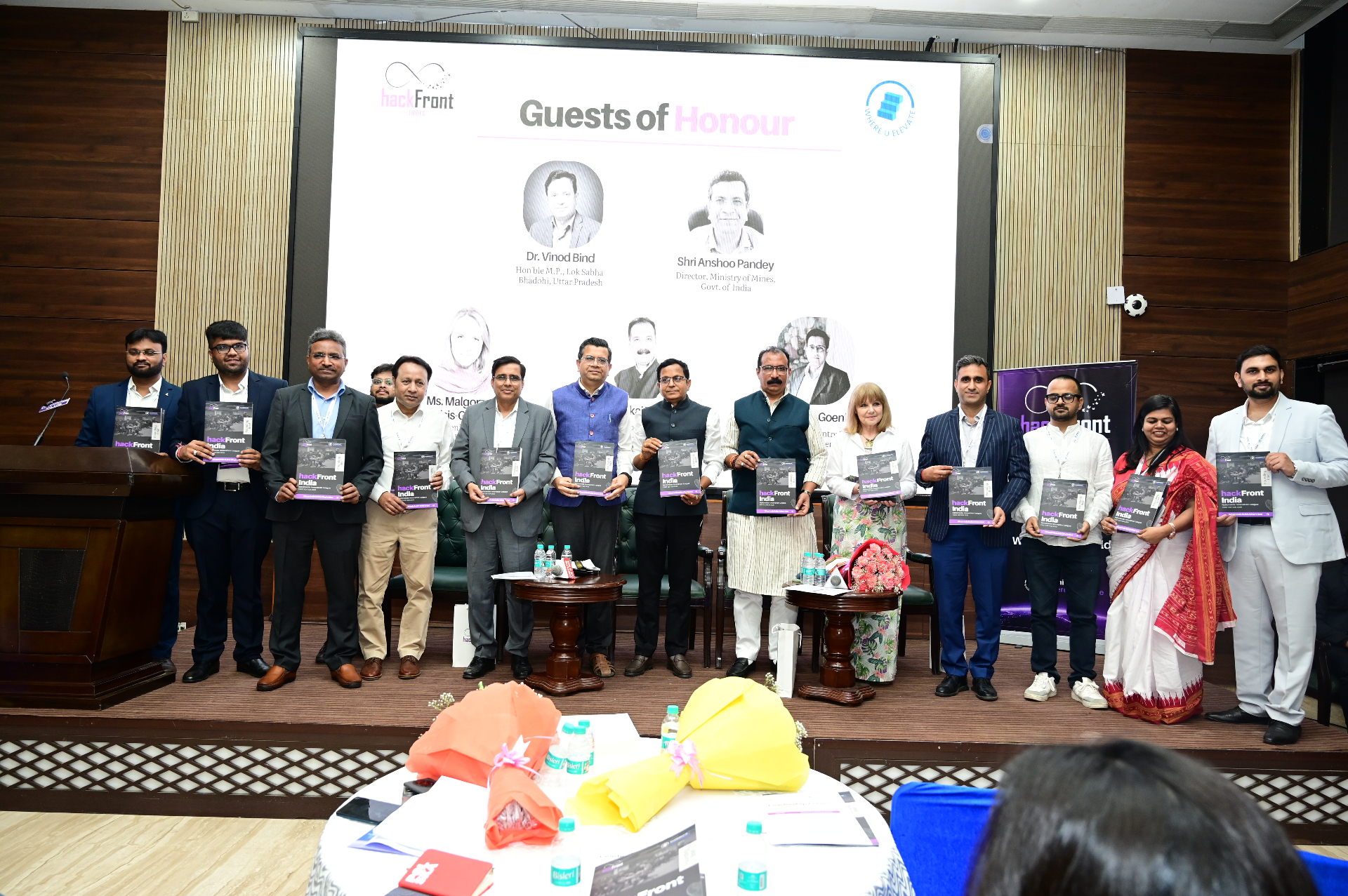 Guests of Honour on stage · Constitution Club of India